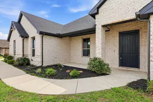 8190 Kassandra Dr, Sanger, TX 76266 - Photo 3