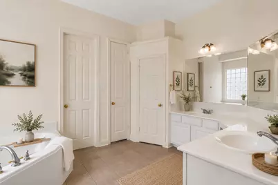 700 Cold Bay Lane, Euless, TX 76039 - Photo 13