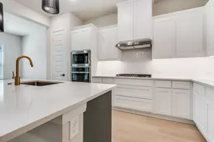 704 Yellow Warbler Wy, Arlington, TX 76005 - Photo 11