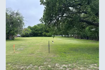 1307 Chase Avenue, Cleburne, TX 76033 - Photo 1