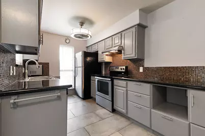 2031 Verlaine Drive, Carrollton, TX 75007 - Photo 13