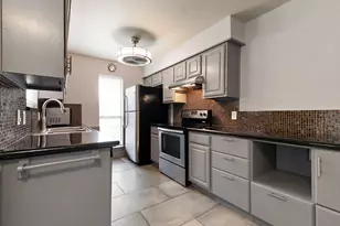 2031 Verlaine Dr, Carrollton, TX 75007 - Photo 13