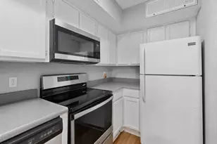 9811 Walnut St, Dallas, TX 75243 - Photo 13