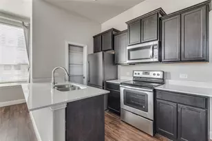 1900 Bel Air Dr, Arlington, TX 76010 - Photo 7