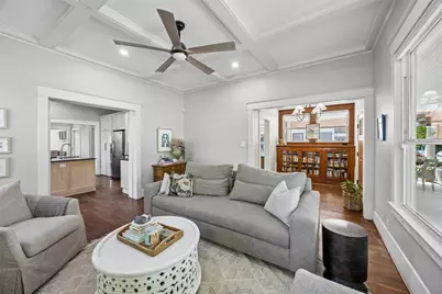 628 Woodlawn Avenue, Dallas, TX 75208 - Photo 9