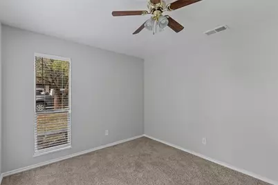 2156 Fleur De Lis Court, Arlington, TX 76012 - Photo 35