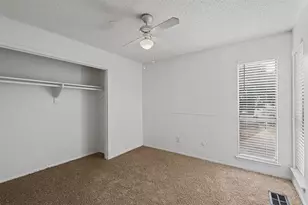 2156 Fleur De Lis Ct, Arlington, TX 76012 - Photo 25