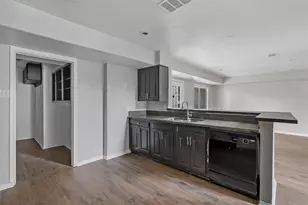 2156 Fleur De Lis Ct, Arlington, TX 76012 - Photo 33