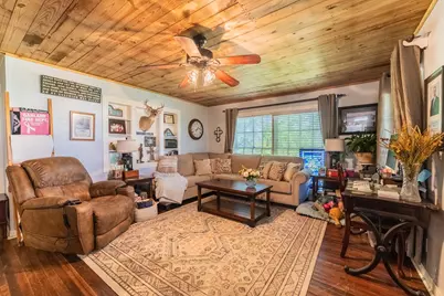 502 Davis Street S, Sulphur Springs, TX 75482 - Photo 3