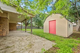 204 Overcrest Dr, Benbrook, TX 76126 - Photo 27