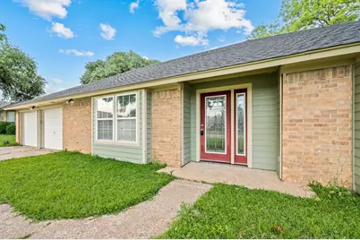 204 Overcrest Drive, Benbrook, TX 76126 - Photo 5