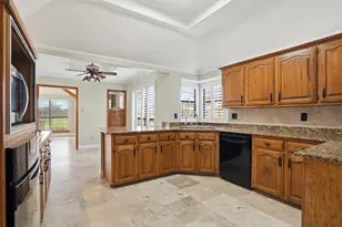 2209 Fulton Dr, Garland, TX 75044 - Photo 9