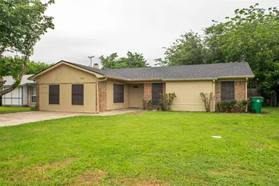 5621 Brent Drive, Haltom City, TX 76148 - Photo 3