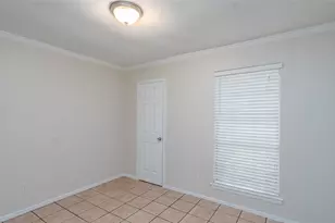 5621 Brent Dr, Haltom City, TX 76148 - Photo 7