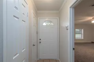 5621 Brent Dr, Haltom City, TX 76148 - Photo 5