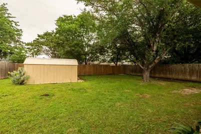 5621 Brent Drive, Haltom City, TX 76148 - Photo 35