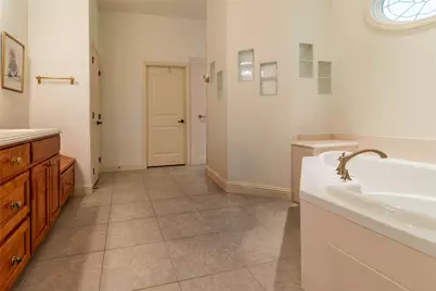 8510 Linden Court, Granbury, TX 76049 - Photo 17
