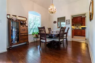 8510 Linden Ct, Granbury, TX 76049 - Photo 7