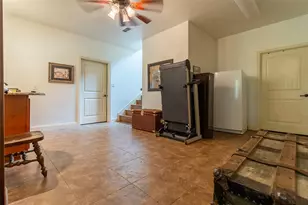 8510 Linden Ct, Granbury, TX 76049 - Photo 9