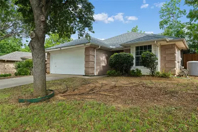 428 Caviness Drive, Grapevine, TX 76051 - Photo 1
