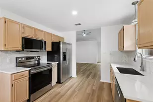 428 Caviness Dr, Grapevine, TX 76051 - Photo 15