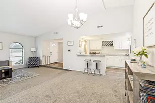 10826 Wallbrook Dr, Dallas, TX 75238 - Photo 7