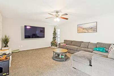 10826 Wallbrook Drive, Dallas, TX 75238 - Photo 11