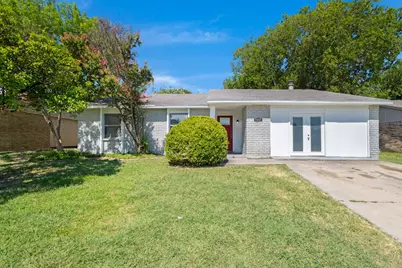 7217 Knight Drive, The Colony, TX 75056 - Photo 3