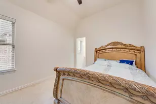 1025 W Bluff Way, Roanoke, TX 76262 - Photo 29
