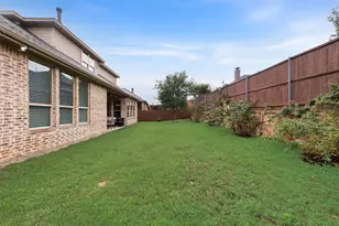 1025 W Bluff Way, Roanoke, TX 76262 - Photo 31