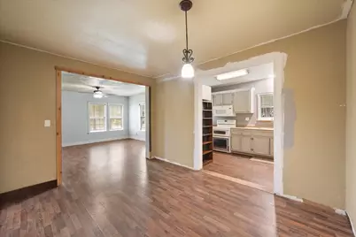 2001 N Beaton Street, Corsicana, TX 75110 - Photo 7