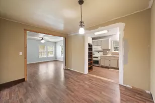 2001 N Beaton St, Corsicana, TX 75110 - Photo 7