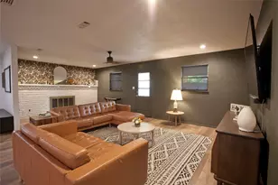 3905 Sundown Dr, Benbrook, TX 76116 - Photo 9