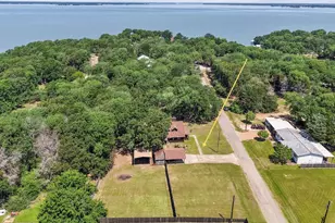 377 Southern Oaks Dr, Streetman, TX 75859 - Photo 1