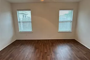 10745 Many Oaks Dr, Fort Worth, TX 76140 - Photo 13