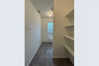 10745 Many Oaks Drive, Fort Worth, TX 76140 - Photo 9