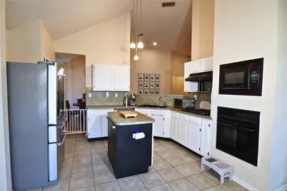 2222 Country Hollow Lane, Garland, TX 75040 - Photo 7