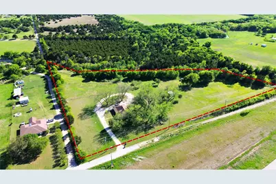 1542 W Reindeer, Lancaster, TX 75146 - Photo 3