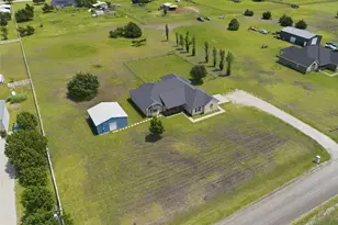137 Judah Cir, Trenton, TX 75490 - Photo 3