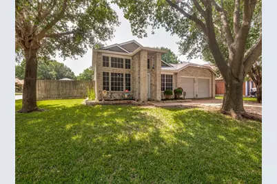 3335 Kelley Drive, Grand Prairie, TX 75052 - Photo 3