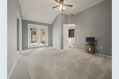 3335 Kelley Drive, Grand Prairie, TX 75052 - Photo 9