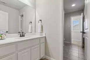 6208 Prairie Hill Ln, Flower Mound, TX 75028 - Photo 31