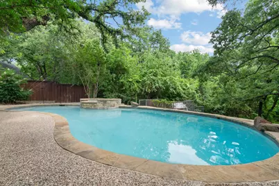 2404 Westwood Drive, Arlington, TX 76012 - Photo 33