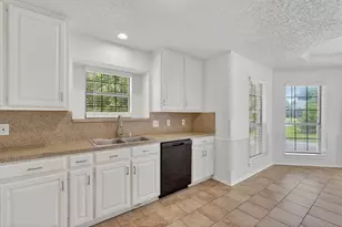 2403 Ridgevalley Dr, McKinney, TX 75071 - Photo 9