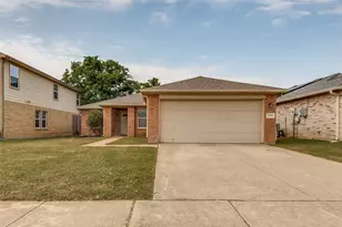 7940 Hidden Brook Dr, Fort Worth, TX 76120 - Photo 3