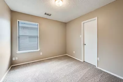 7940 Hidden Brook Drive, Fort Worth, TX 76120 - Photo 17