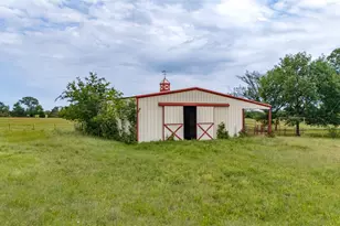 3677 Co Rd 4424, Commerce, TX 75428 - Photo 33