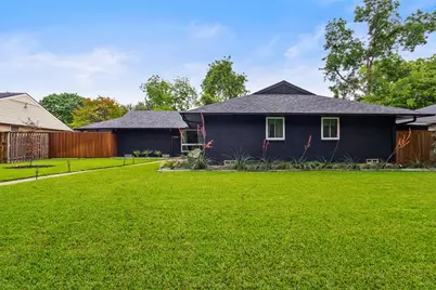 10438 Lippitt Avenue, Dallas, TX 75218 - Photo 1