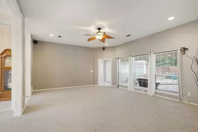 3420 Graham Street, Paris, TX 75460 - Photo 9