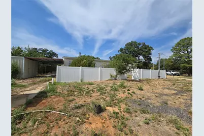 1331 Jay Bird Road, Springtown, TX 76082 - Photo 11